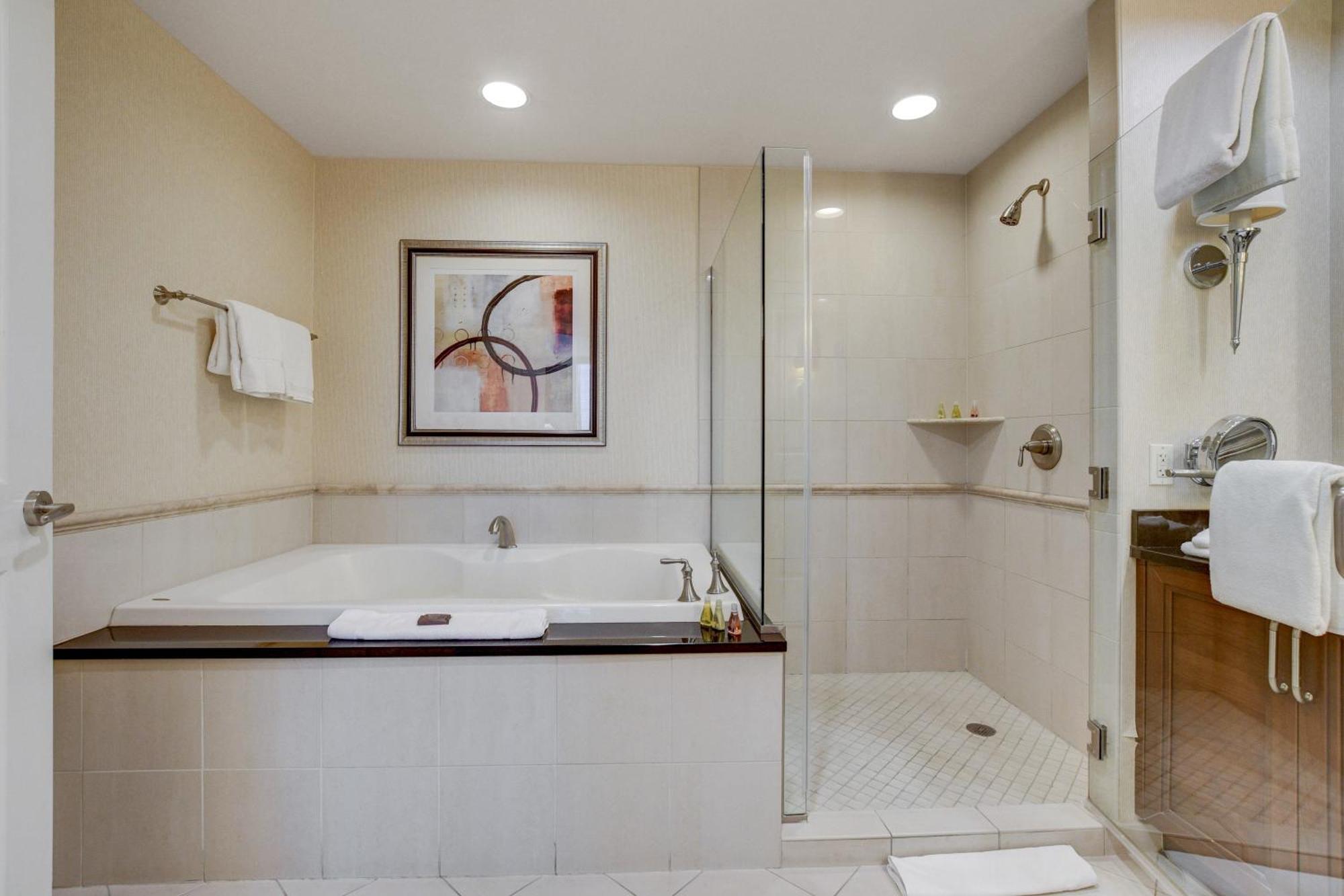 Classic Suite Mgm Signature 25Th Flr Pool View Лас Вегас Екстериор снимка