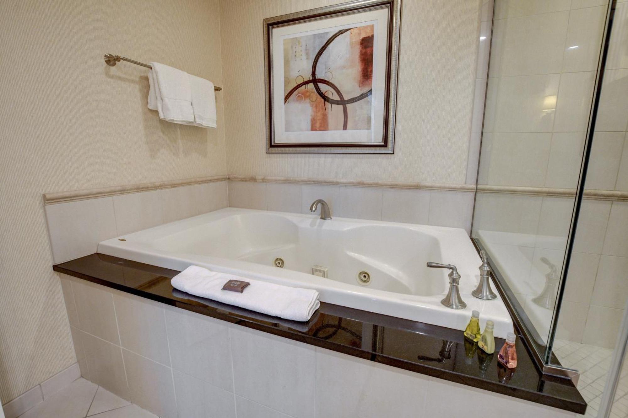 Classic Suite Mgm Signature 25Th Flr Pool View Лас Вегас Екстериор снимка