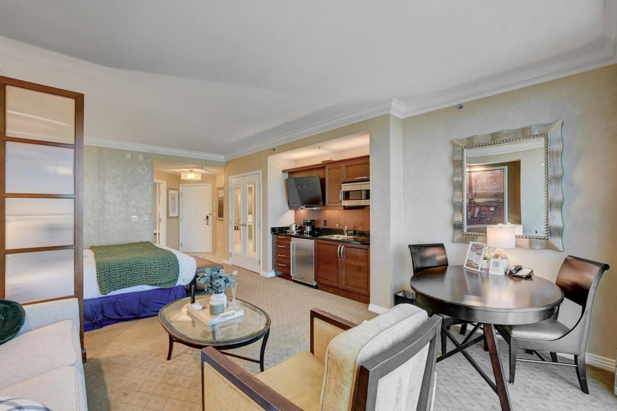 Classic Suite Mgm Signature 25Th Flr Pool View Лас Вегас Екстериор снимка